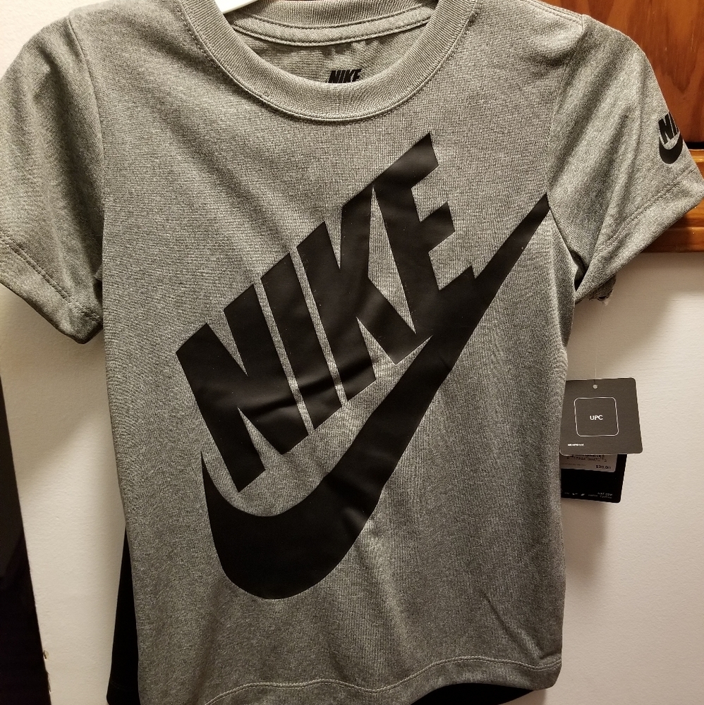 Nike short set size 5/6